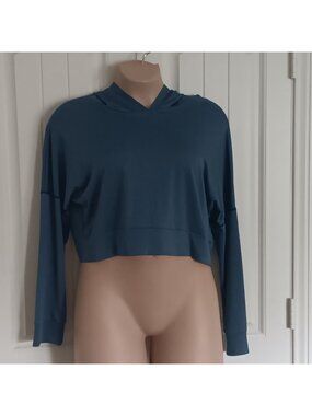 Shein Curve 4XL Blue Hooded Crop Top With Open Back & Long Sleeves